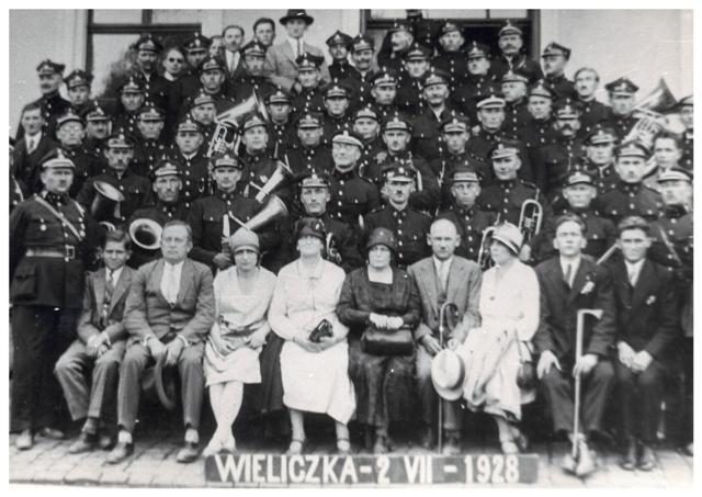 Wycieczka stray i orkiestry